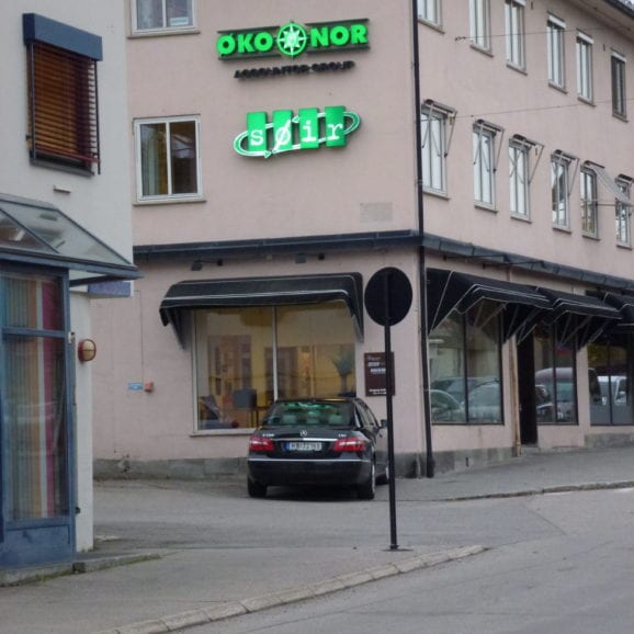 LED-skilt av lys fra Presis